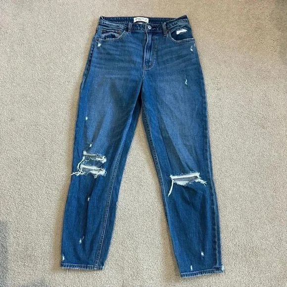 Abercrombie & Fitch The Mom High Rise Jeans Cropped Distressed Size 28/6 - Picture 3 of 7